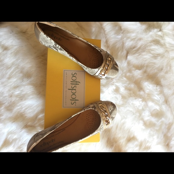 Flats - Picture 3 of 8